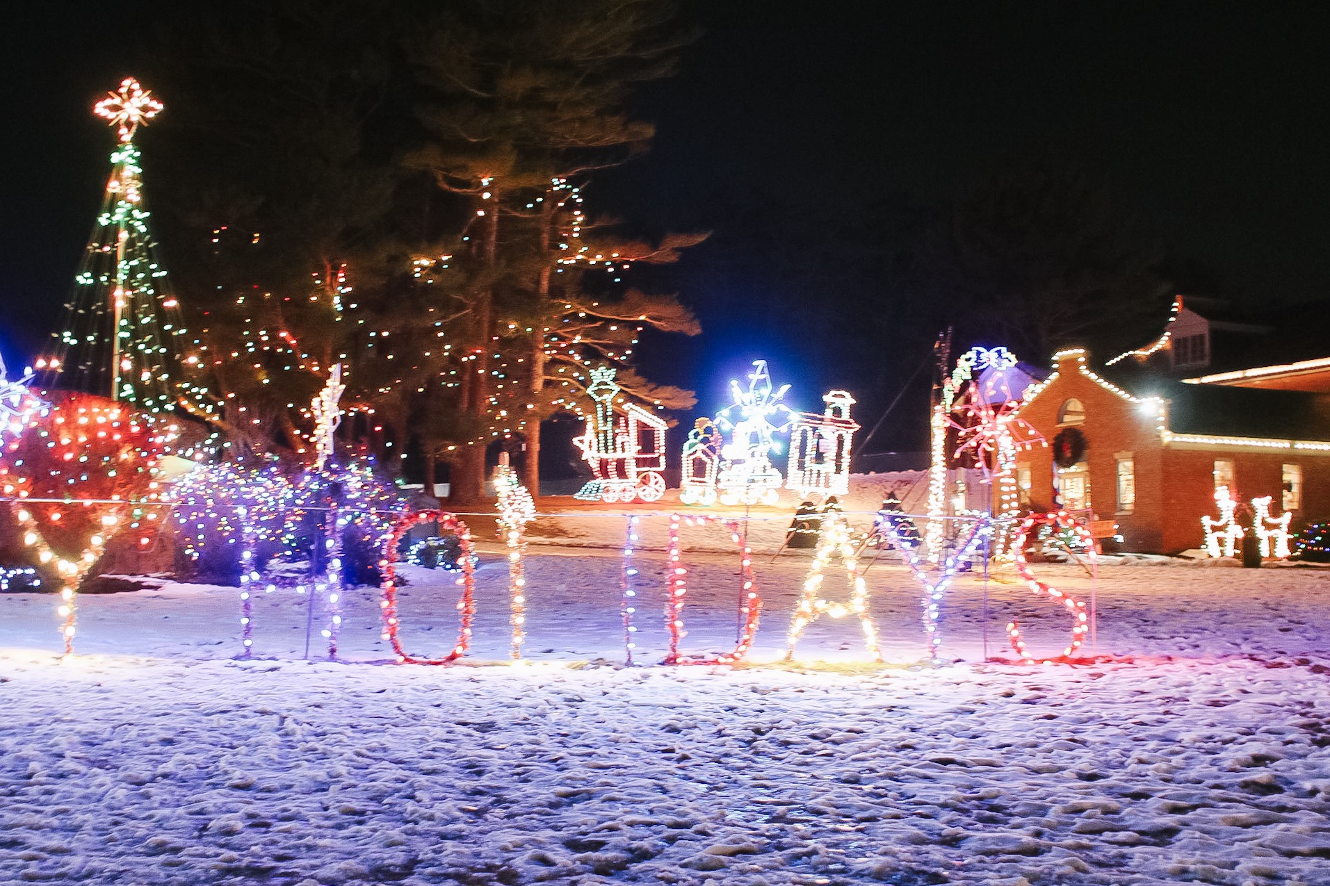 Christmas Festival of Lights at Edaville Family Theme Park – Cape Cod Momma